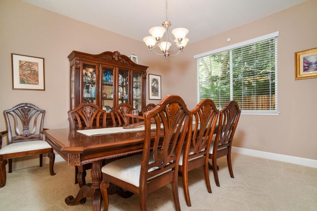 1569 Greenbrier Rd, West Sacramento, CA 95691