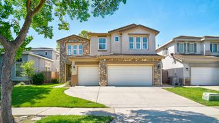 1569 Greenbrier Rd, West Sacramento, CA 95691