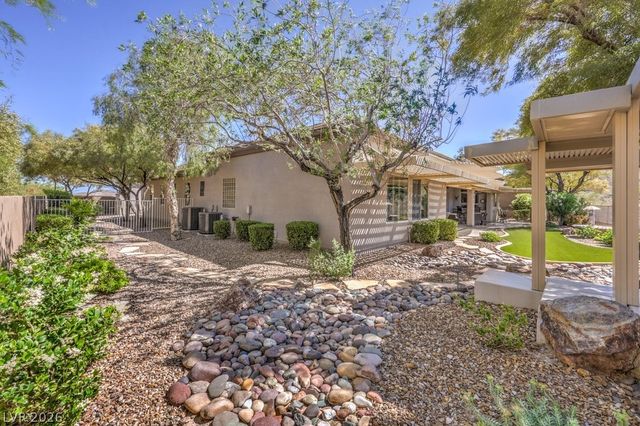 17 Chenal Pass, Henderson, NV 89052