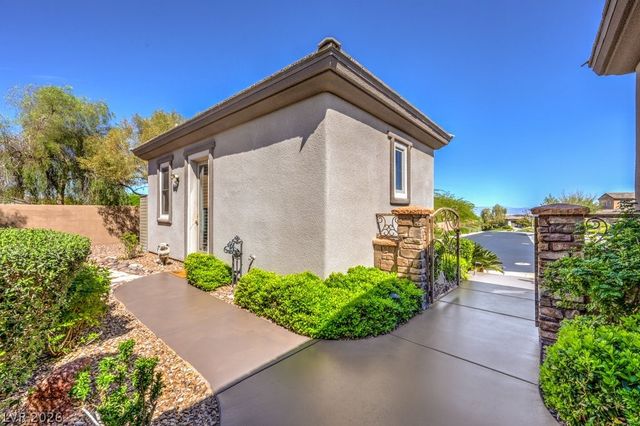 17 Chenal Pass, Henderson, NV 89052