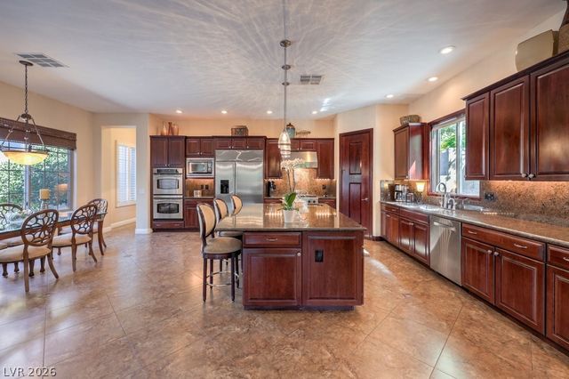 17 Chenal Pass, Henderson, NV 89052