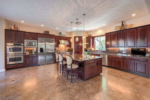 17 Chenal Pass, Henderson, NV 89052