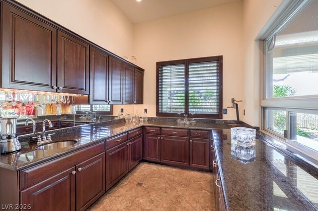 17 Chenal Pass, Henderson, NV 89052