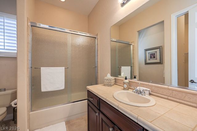 17 Chenal Pass, Henderson, NV 89052