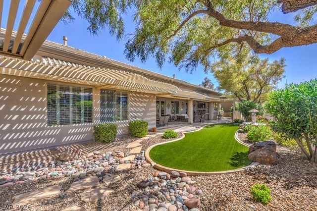 17 Chenal Pass, Henderson, NV 89052