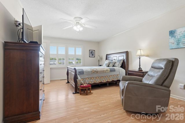 120 Shady Cove Road, Troutman, NC 28166