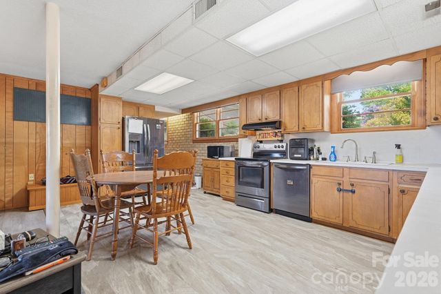 120 Shady Cove Road, Troutman, NC 28166