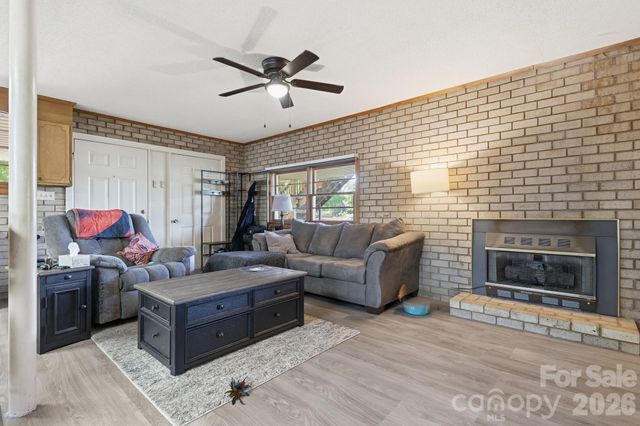 120 Shady Cove Road, Troutman, NC 28166