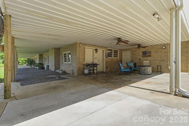 120 Shady Cove Road, Troutman, NC 28166
