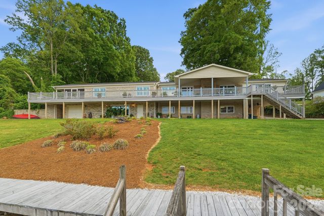 120 Shady Cove Road, Troutman, NC 28166