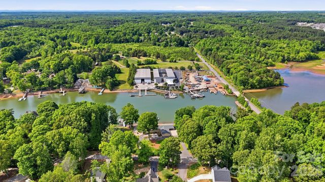 120 Shady Cove Road, Troutman, NC 28166