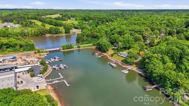 120 Shady Cove Road, Troutman, NC 28166