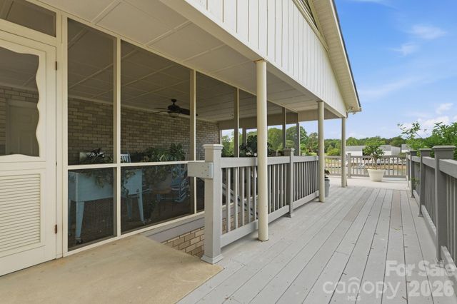 120 Shady Cove Road, Troutman, NC 28166
