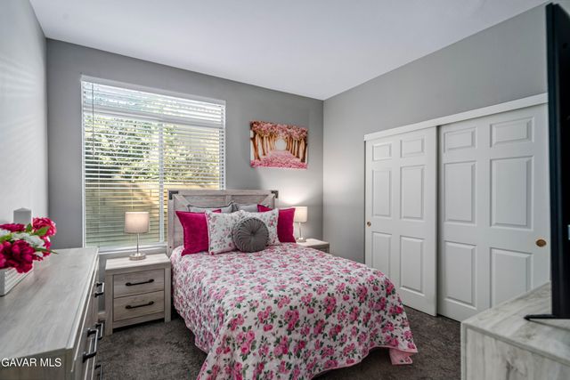 42031 Crestland Drive, Lancaster, CA 93536