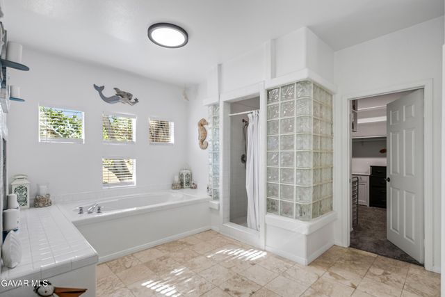 42031 Crestland Drive, Lancaster, CA 93536