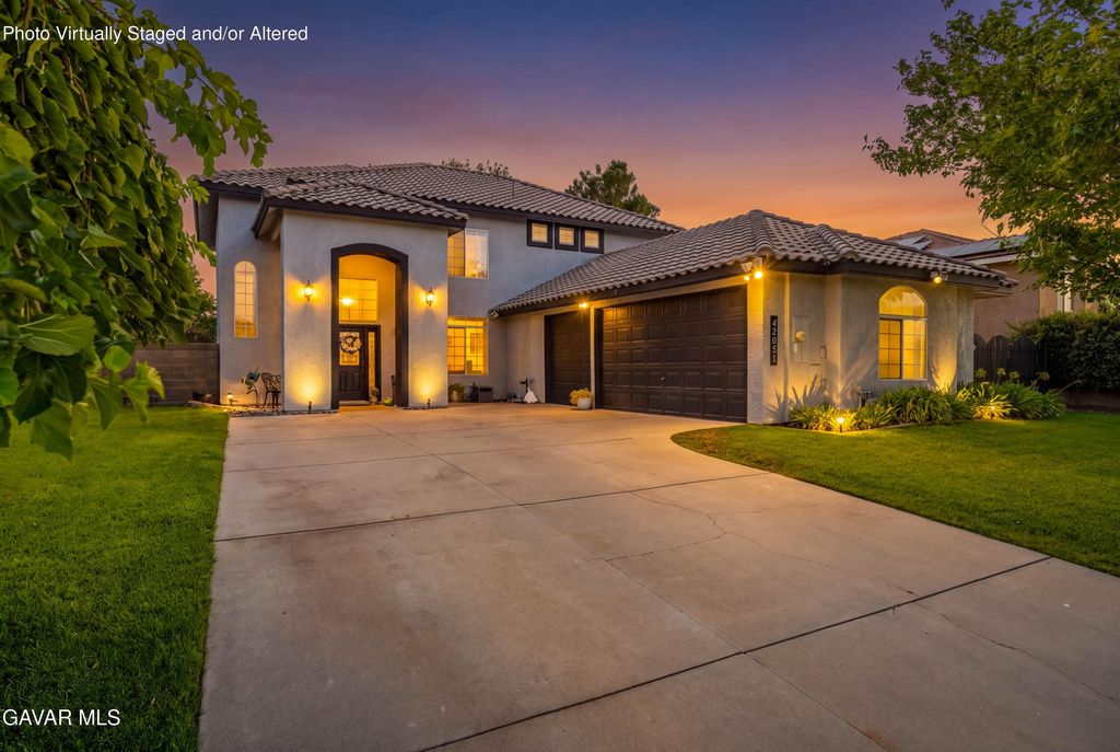 42031 Crestland Drive, Lancaster, CA 93536