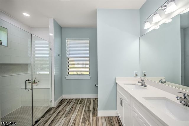 6137 Holt CT, Fort Myers, FL 33905