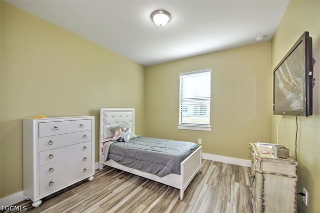 6137 Holt CT, Fort Myers, FL 33905