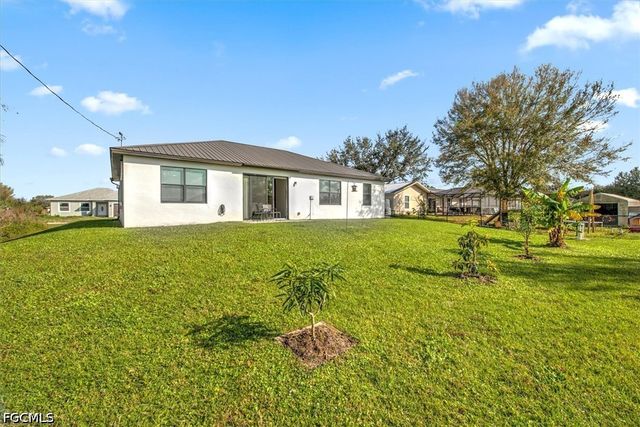 6137 Holt CT, Fort Myers, FL 33905