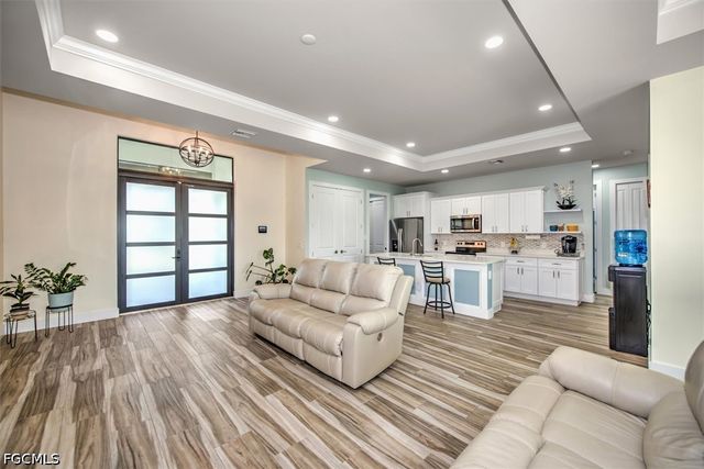 6137 Holt CT, Fort Myers, FL 33905