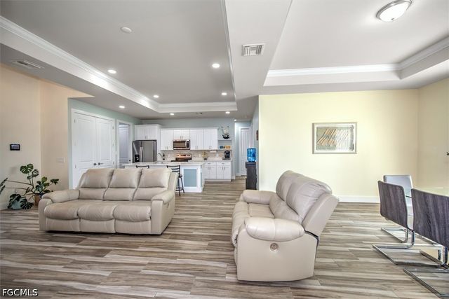 6137 Holt CT, Fort Myers, FL 33905