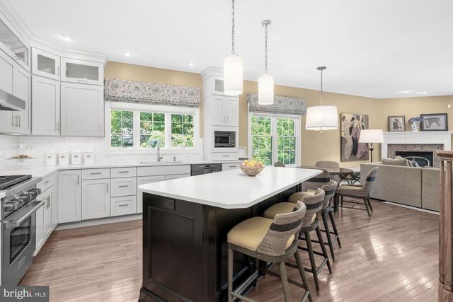 388 LINDEN AVE, Doylestown, PA 18901