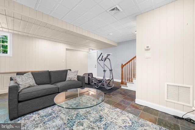 388 LINDEN AVE, Doylestown, PA 18901