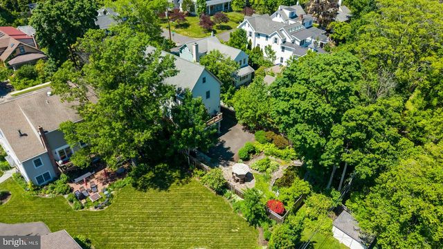 388 LINDEN AVE, Doylestown, PA 18901