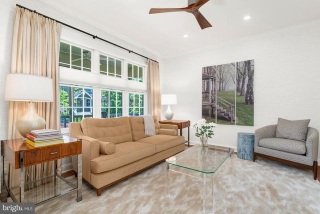 388 LINDEN AVE, Doylestown, PA 18901