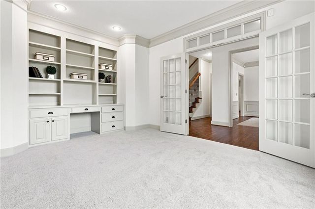 5427 W 164th Place, Overland Park, KS 66085