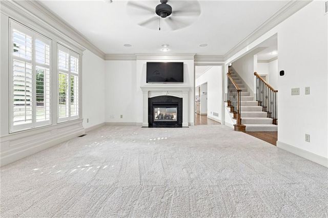 5427 W 164th Place, Overland Park, KS 66085