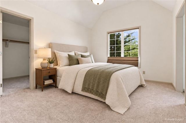 5427 W 164th Place, Overland Park, KS 66085