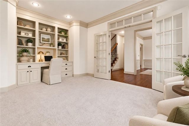 5427 W 164th Place, Overland Park, KS 66085