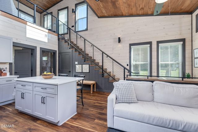 984 Goose Gap Road, Sevierville, TN 37876
