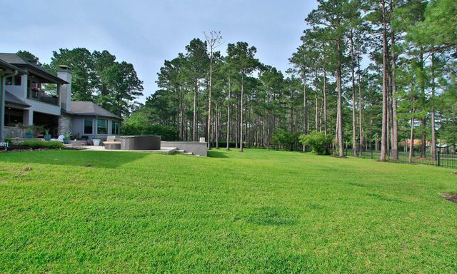 28842 Lakeside Green, Magnolia, TX 77355