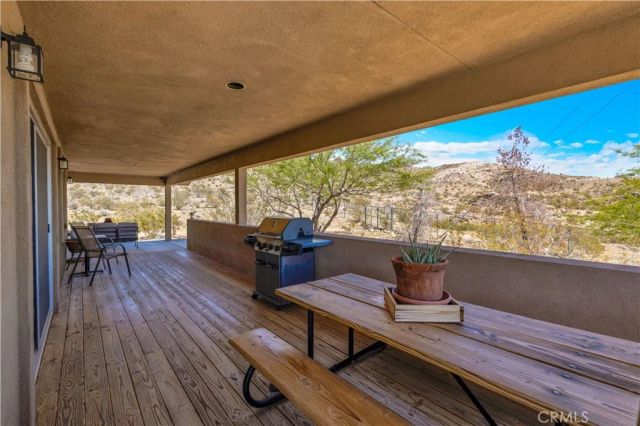 2858 N Sage Avenue, Landers, CA 92285