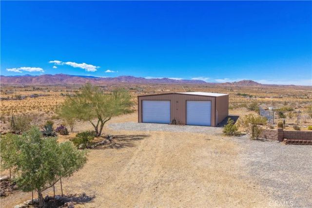 2858 N Sage Avenue, Landers, CA 92285