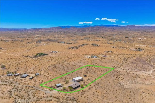 2858 N Sage Avenue, Landers, CA 92285