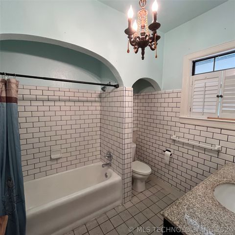 1815 W Main, Durant, OK 74701