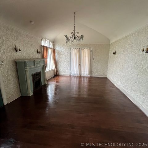 1815 W Main, Durant, OK 74701