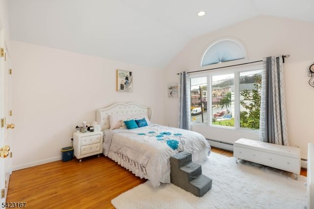 120 E Edsall Blvd, Palisades Park Boro, NJ 07650