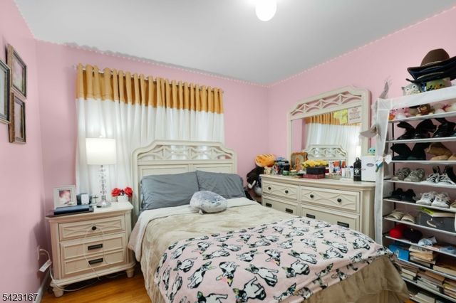 120 E Edsall Blvd, Palisades Park Boro, NJ 07650