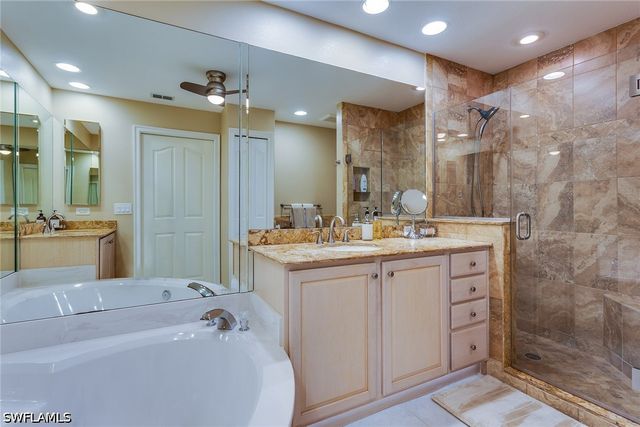 8177 Saratoga DR 1002, Naples, FL 34113