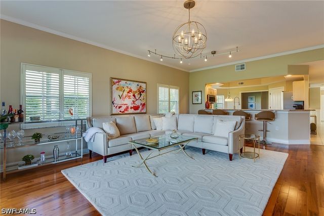 8177 Saratoga DR 1002, Naples, FL 34113