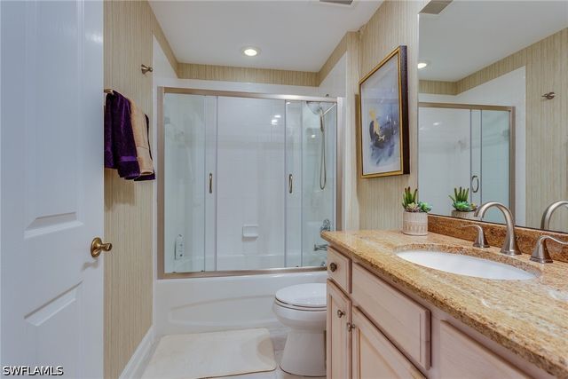 8177 Saratoga DR 1002, Naples, FL 34113