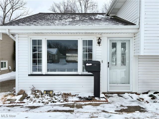 801 Charles Street, Willowick, OH 44095