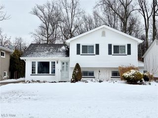 801 Charles Street, Willowick, OH 44095