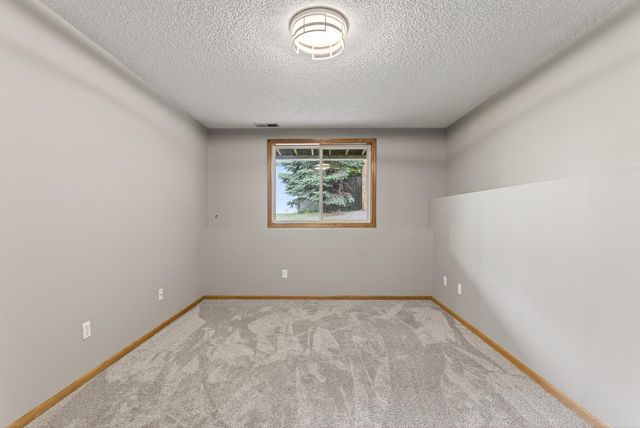 833 White Oak Court, New Brighton, MN 55112