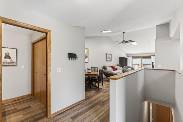 833 White Oak Court, New Brighton, MN 55112