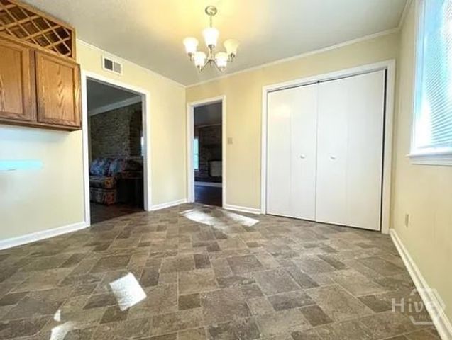 320 Chatham Villa Drive, Garden City, GA 31408